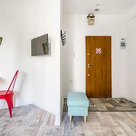 Functional Studio Apartment In Warsaw Center By Noclegi Renters Appartamento