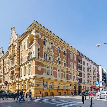 Apartment Functional Studio Apartment In Warsaw Center By Noclegi Renters